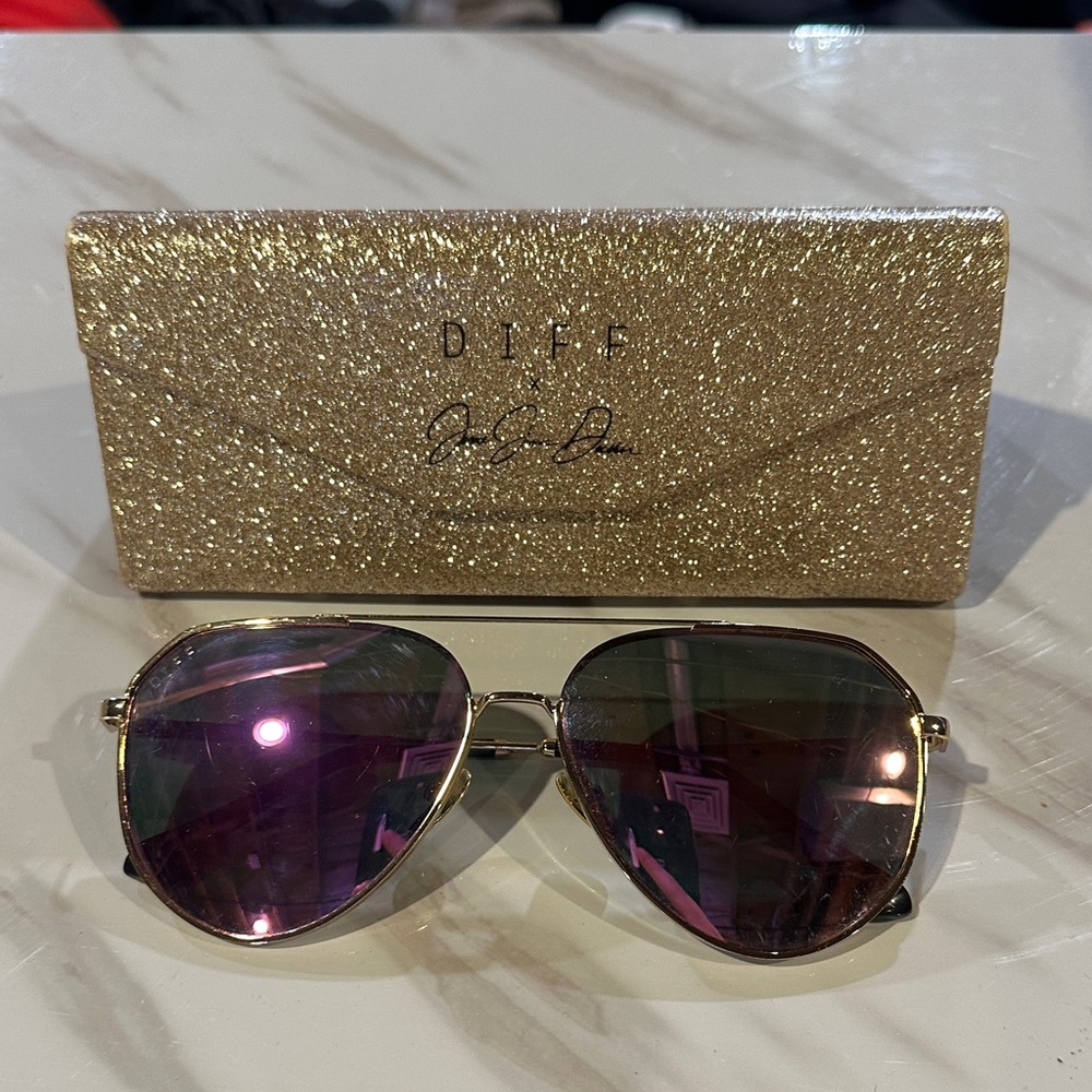 DIFF X Jessie James Decker Aviator Sunglasses